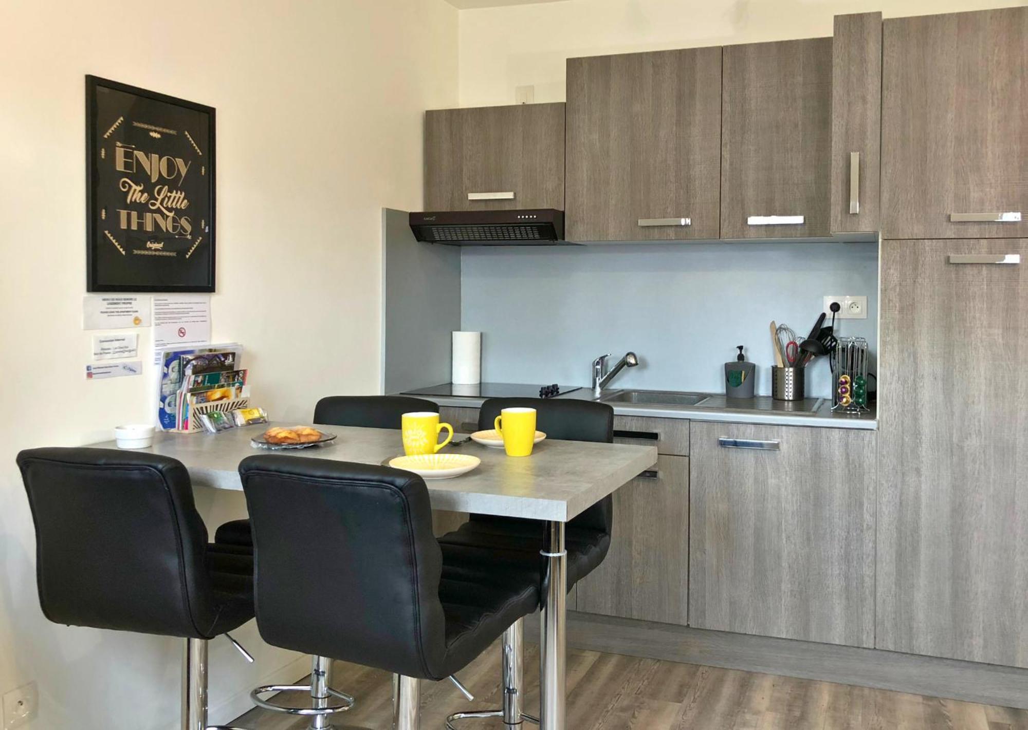Appartement - Parking Prive Gratuit, Proche Centre-Ville Et Gare De Saint-Omer Saint-Omer (Pas-de-Calais) Quarto foto